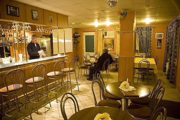 Pokoje Goscinne Akropol Poznań Exterior foto